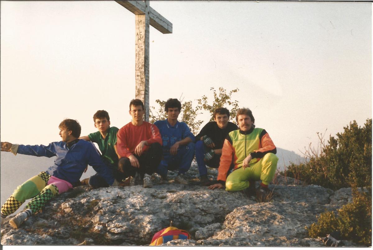 Les pionniers de 1989 à l’initiative de la création du club. De gauche à droite : Patrick Actis, Bernard Dechene, Christian Perrin, Gilles Dechene, Marcel Trévisan et Gérard Actis